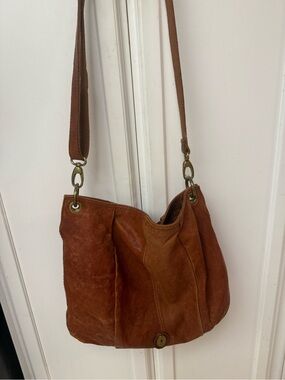 Fossil Tan Leather Slouchy Shoulder Bag